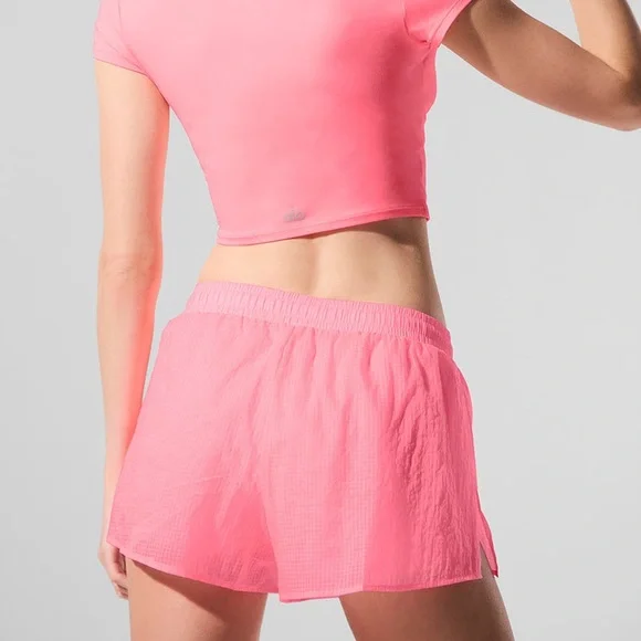 Alo Yoga Game Time Shorts Neon Bubblegum Pink Sz M - Picture 8 of 12